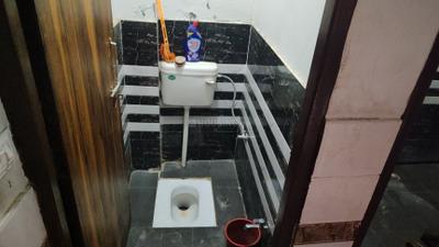 Image of 765 Sq.ft 2 BHK Builder Floor for rent in Lal Kuan, Ghaziabad for Rs. 11000