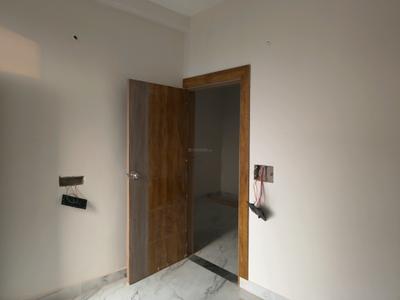 Bedroom Image of 900 Sq.ft 3 BHK Builder Floor for sale in DLF Ankur Vihar Ghaziabad for Rs. 3593562