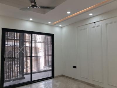 Bedroom Image of 2700 Sq.ft 4 BHK Builder Floor for sale in Mansarover Garden New Delhi for Rs. 45000000