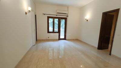 Hall Image of 7200 Sq.ft 4 BHK Builder Floor for rent in Panchsheel Park New Delhi for Rs. 400000