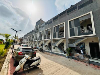 Image of 1600 Sq.ft 4 BHK Independent House for sale in Dindoli, Surat for Rs. 6011000
