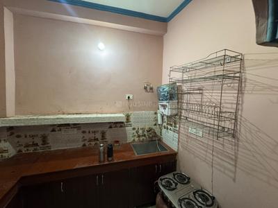 Kitchen Image of 1000 Sq.ft 2 BHK Builder Floor for rent in Sultanpur Road Lucknow for Rs. 15000