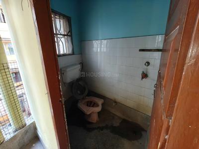 Bathroom Image of 1200 Sq.ft 3 BHK Apartment / Flat for rent in Nagerbazar Kolkata for Rs. 14000