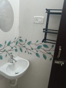 Bathroom Image of 690 Sq.ft 2 BHK Apartment / Flat for rent in Ambattur Chennai for Rs. 16000