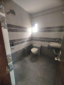 Bathroom Image of 1600 Sq.ft 3 BHK Apartment / Flat for rent in Chatrapati Nagar Nagpur for Rs. 31000