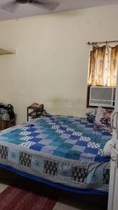 Bedroom Image of 850 Sq.ft 2 BHK Apartment / Flat for rent in Arun Vihar, Sector 37 Noida for Rs. 30000