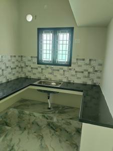 Kitchen Image of 980 Sq.ft 2 BHK Builder Floor for rent in Maraimalai Nagar Part Chennai for Rs. 15000