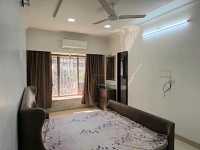 Bedroom Image of 1320 Sq.ft 3 BHK Apartment / Flat for sale in Khar West Mumbai for Rs. 58000000