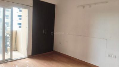 Bedroom Image of 854 Sq.ft 2 BHK Apartment / Flat for rent in Supertech The Romano, Sector 118 Noida for Rs. 23000
