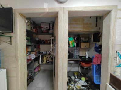 Bathroom Image of 5500 Sq.ft 6 BHK Apartment / Flat for rent in Athwa Surat for Rs. 120000