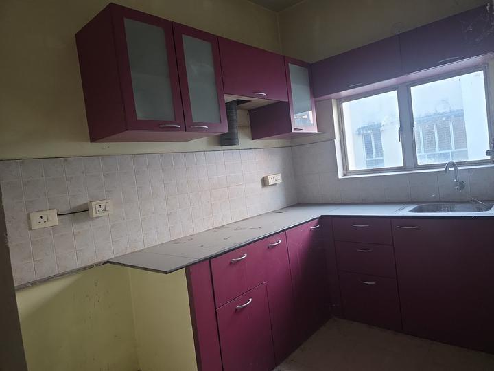 Space Clubtown Heights Main Image 1