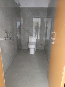 Common Bathroom Image of 1300 Sq.ft 2 BHK Apartment / Flat for rent in Kondapur Hyderabad for Rs. 33000