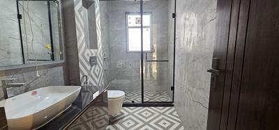 Bathroom Image of 2200 Sq.ft 3 BHK Apartment / Flat for sale in Sector 31 Gurgaon for Rs. 35000000