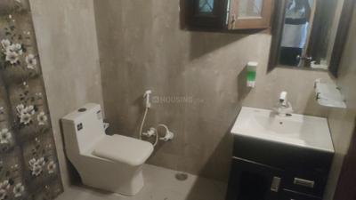 Image of 1950 Sq.ft 3 BHK Builder Floor for rent in Sector 41, Noida for Rs. 40500