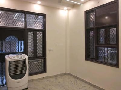 Bedroom Image of 850 Sq.ft 2 BHK Builder Floor for sale in Vikaspuri New Delhi for Rs. 12500000