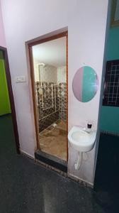 Bathroom Image of 750 Sq.ft 2 BHK Independent House for rent in Thoraipakkam Chennai for Rs. 22000