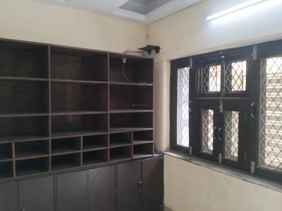 Bedroom Image of 1200 Sq.ft 3 BHK Apartment / Flat for sale in GH 14 DDA MIG, Paschim Vihar New Delhi for Rs. 13700000