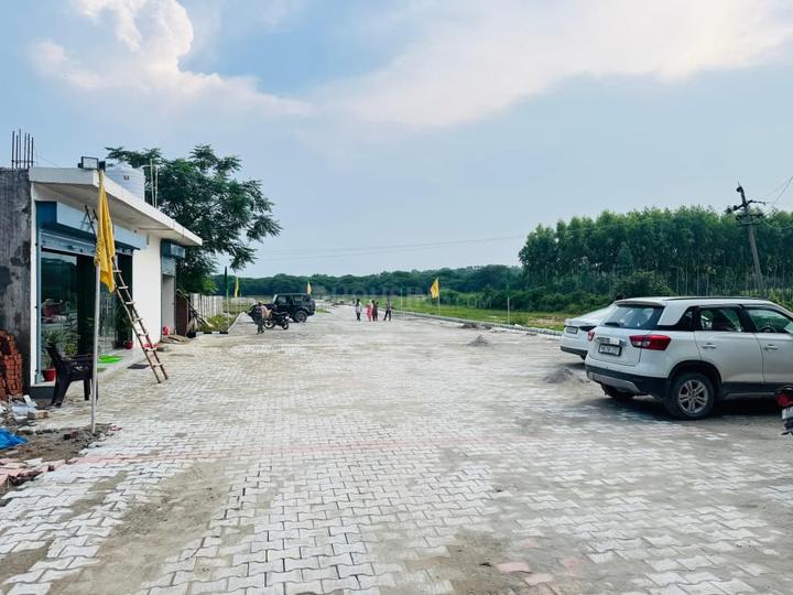 Sky Greens Main Image 1