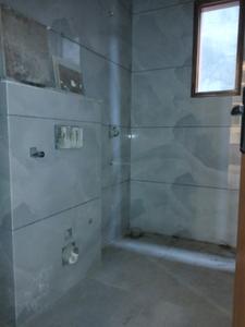 Common Bathroom Image of 2000 Sq.ft 4 BHK Builder Floor for sale in Rajendra Nagar Ghaziabad for Rs. 16500000