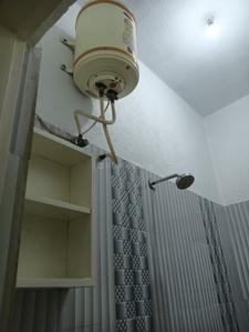 Bathroom Image of 500 Sq.ft 1 RK Independent House for rent in Thanisandra Bengaluru for Rs. 14000