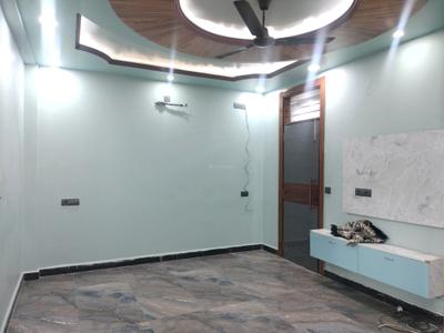 Living Room Image of 1350 Sq.ft 3 BHK Builder Floor for sale in BPTP District, Sector 81 Faridabad for Rs. 15000000