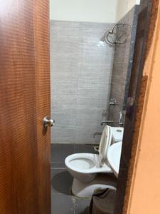 Bathroom Image of 1350 Sq.ft 3 BHK Apartment / Flat for rent in ACME Ozone Phase 2, Thane West Thane for Rs. 55000