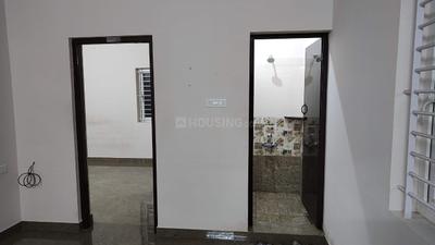 Bedroom Image of 1000 Sq.ft 2 BHK Apartment / Flat for rent in Malumichampatty Coimbatore for Rs. 16000