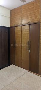 Bedroom Image of 1000 Sq.ft 3 BHK Apartment / Flat for rent in Prabhadevi Mumbai for Rs. 100000