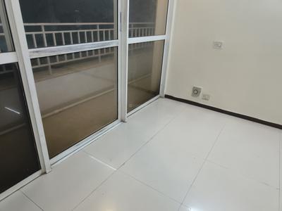 Living Room Image of 1628 Sq.ft 3 BHK Apartment / Flat for sale in Uniworld City Frisco, New Town Kolkata for Rs. 14000000