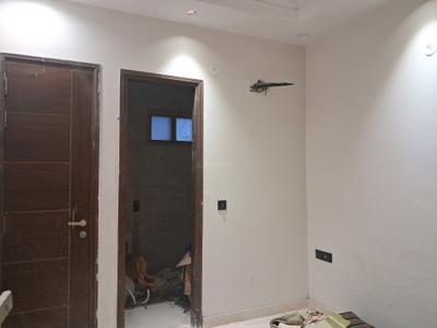 Bedroom Image of 900 Sq.ft 3 BHK Builder Floor for sale in Paschim Vihar New Delhi for Rs. 19000000