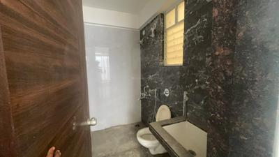 Krisala 41 Estera Bathroom One 3