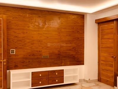 Bedroom Image of 3150 Sq.ft 3 BHK Builder Floor for rent in Sector 14 Faridabad for Rs. 80000