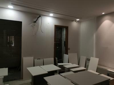 Bedroom Image of 2500 Sq.ft 4 BHK Builder Floor for sale in Aman Builders Floors, Rohini Extension New Delhi for Rs. 26000000