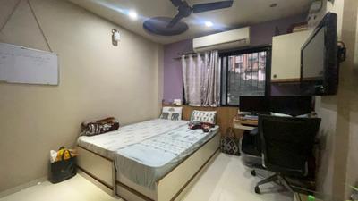 Bedroom Image of 940 Sq.ft 2 BHK Apartment / Flat for rent in Karve Nagar Pune for Rs. 35000