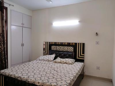 Bedroom Image of 2450 Sq.ft 3 BHK Apartment / Flat for sale in Technocrat CGH Society, Sector 56 Gurgaon for Rs. 24000000