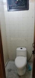 Bathroom Image of 500 Sq.ft 1 BHK Builder Floor for rent in Lajpat Nagar New Delhi for Rs. 25000