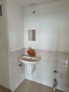 Bathroom Image of 925 Sq.ft 2 BHK Apartment / Flat for rent in Gajra Avenue, Pathardi Phata Nashik for Rs. 8000