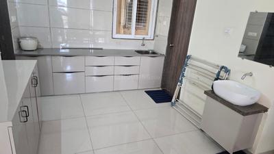 Kitchen Image of 1460 Sq.ft 3 BHK Apartment / Flat for rent in Shree Red Coral Hamptons, New Gotri Vadodara for Rs. 40000