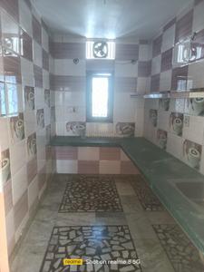 Kitchen Image of 3500 Sq.ft 5 BHK Builder Floor for rent in Sarai Gulharia Gorakhpur for Rs. 5000