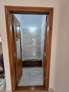 Bathroom Image of 1800 Sq.ft 3 BHK Apartment / Flat for rent in Sanjaynagar Bengaluru for Rs. 50000