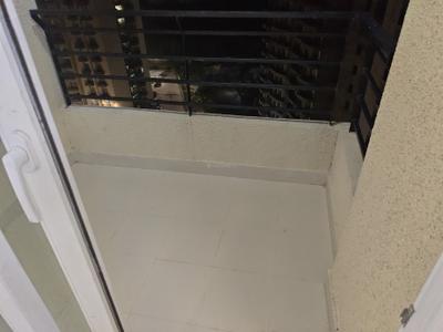 Balcony Image of 1000 Sq.ft 2 BHK Apartment / Flat for rent in Okas Residency, Sushant Golf City Lucknow for Rs. 17000