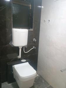 Common Bathroom Image of 915 Sq.ft 2 BHK Apartment / Flat for sale in Season Sahara Building No 4 And 5, Kalyan East Kalyan for Rs. 7000000