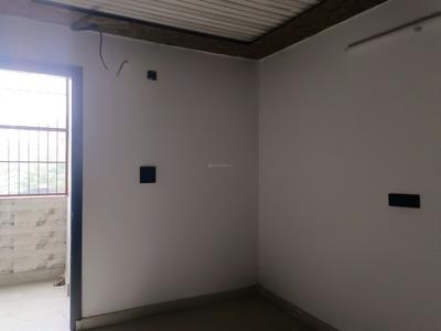 Bedroom Image of 1300 Sq.ft 3 BHK Builder Floor for sale in Sector 21 Rohini New Delhi for Rs. 11000000