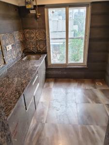 Kitchen Image of 500 Sq.ft 1 BHK Apartment / Flat for rent in Santacruz West Mumbai for Rs. 85000