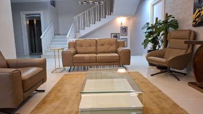 Living Room Image of 9000 Sq.ft 6 BHK Villa for sale in Karkhana Secunderabad for Rs. 70700000