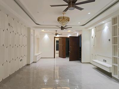 Living Room Image of 2100 Sq.ft 4 BHK Builder Floor for sale in Indirapuram Ghaziabad for Rs. 27500000