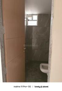 Bathroom Image of 1250 Sq.ft 3 BHK Apartment / Flat for sale in Courtyard Regalia II, Bhayli Vadodara for Rs. 6800000