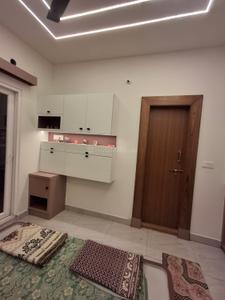 Bedroom Image of 1000 Sq.ft 3 BHK Apartment / Flat for rent in Swarna Griha 4 Phase 1, Kakati Belagavi for Rs. 26000