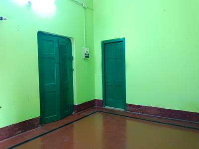 Bedroom Image of 600 Sq.ft 2 BHK Builder Floor for rent in Tollygunge Kolkata for Rs. 12000