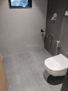 Bathroom Image of 1390 Sq.ft 3 BHK Apartment / Flat for sale in Everest Axora, Bhayli Vadodara for Rs. 6600000